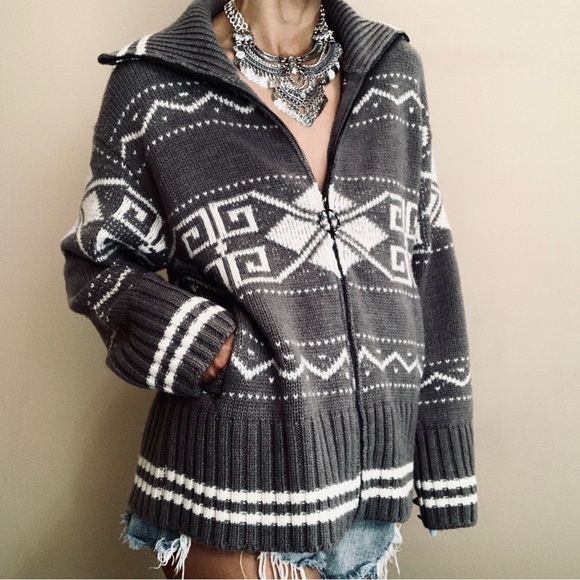 $198 Brand New Magaschoni - Picture 3 of 8